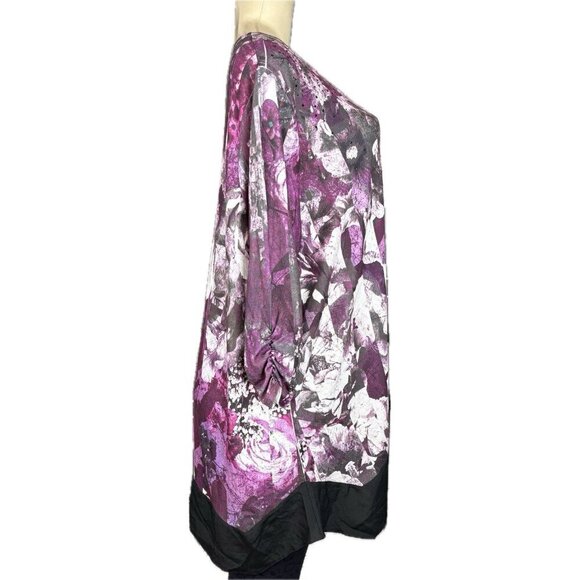 Style & Co +1X Purple Floral Scoop Neck Contrast Hemline 3/4 Ruched Sleeve Top - Picture 3 of 6